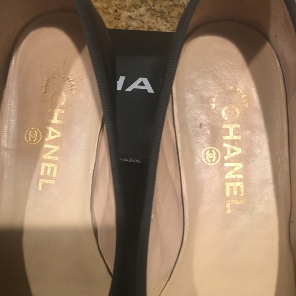 💯 authentic Chanel flats - Picture 3 of 6